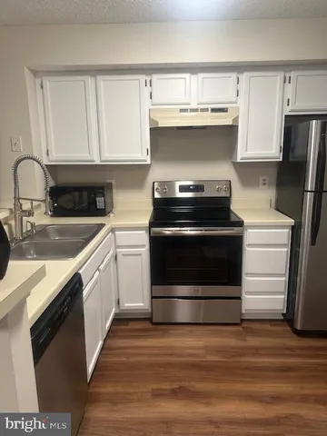 $1,850 | 6022 A Curtier Drive, Unit 6022A, Alexandria, VA 22310