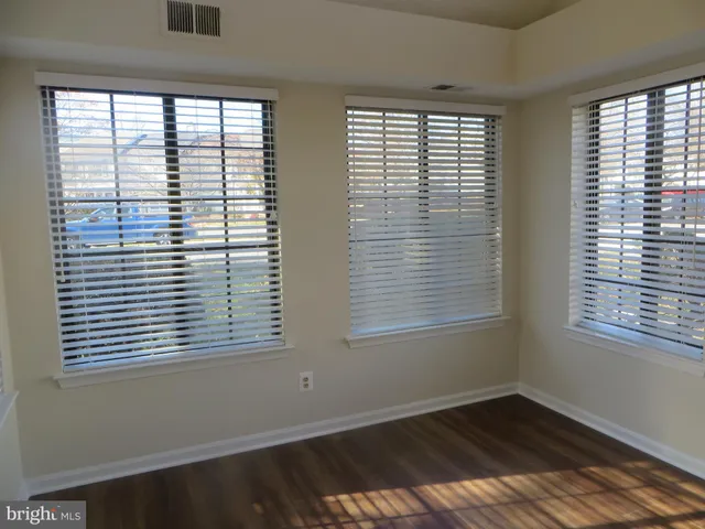 $1,850 | 6022 A Curtier Drive, Unit 6022A, Alexandria, VA 22310