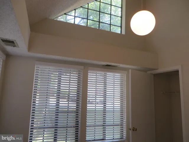 $1,850 | 6022 A Curtier Drive, Unit 6022A, Alexandria, VA 22310