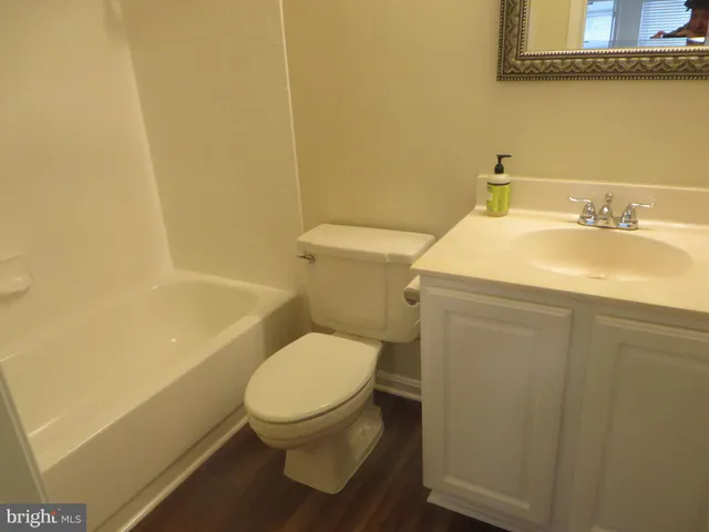 $1,850 | 6022 A Curtier Drive, Unit 6022A, Alexandria, VA 22310