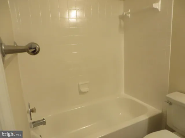 $1,850 | 6022 A Curtier Drive, Unit 6022A, Alexandria, VA 22310