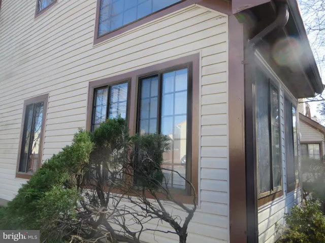 $1,895 | 6022 A Curtier Drive, Unit 6022A, Alexandria, VA 22310