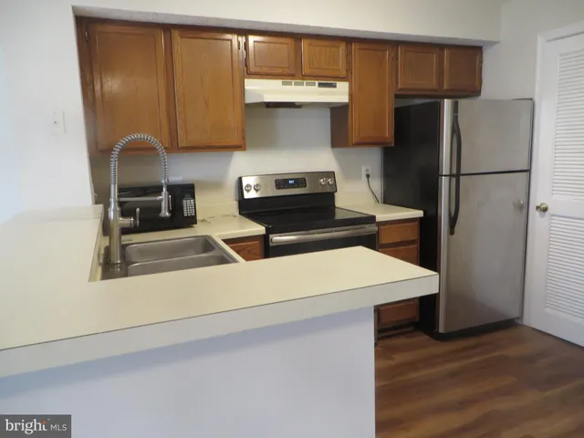 $1,895 | 6022 A Curtier Drive, Unit 6022A, Alexandria, VA 22310