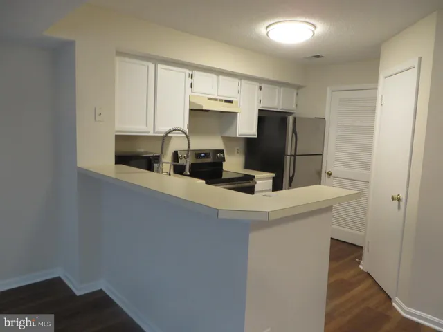 $1,850 | 6022 A Curtier Drive, Unit 6022A, Alexandria, VA 22310