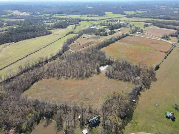 $250,000 | 0 57th Highway East, Michie, TN 38357