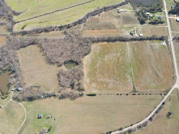 $250,000 | 0 57th Highway East, Michie, TN 38357