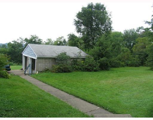 217 Scott Road Plum, PA 15239 - Photo 2 of 8 Exterior Front.
