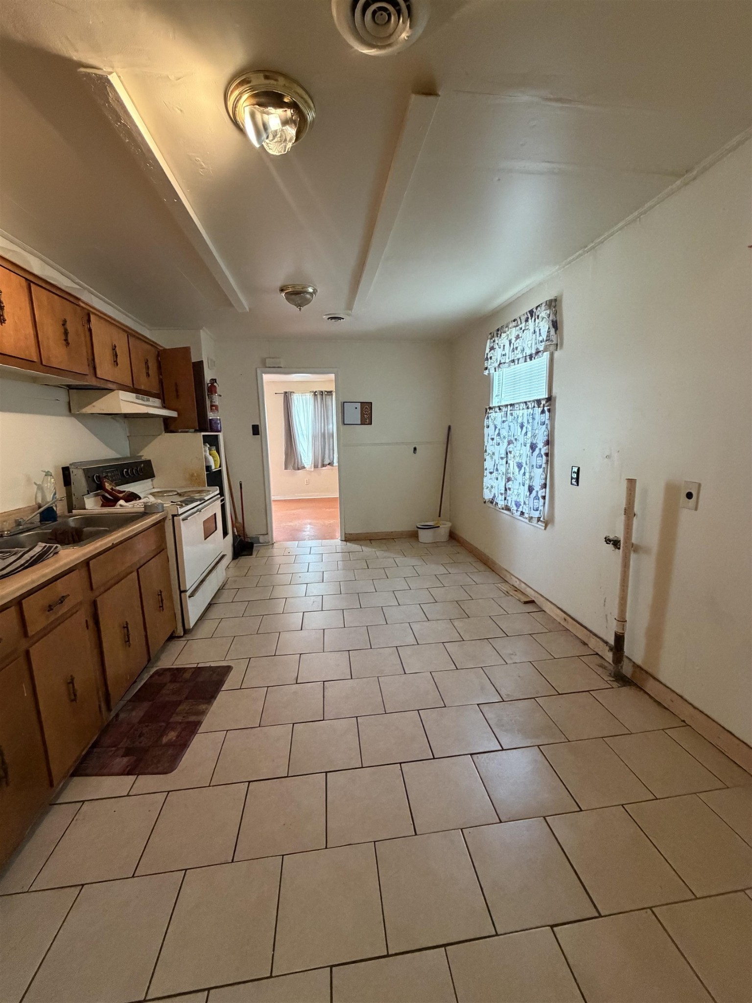 1246 Gausco Road Memphis, TN 38106 - Photo 11 of 26 Gallery Image 11