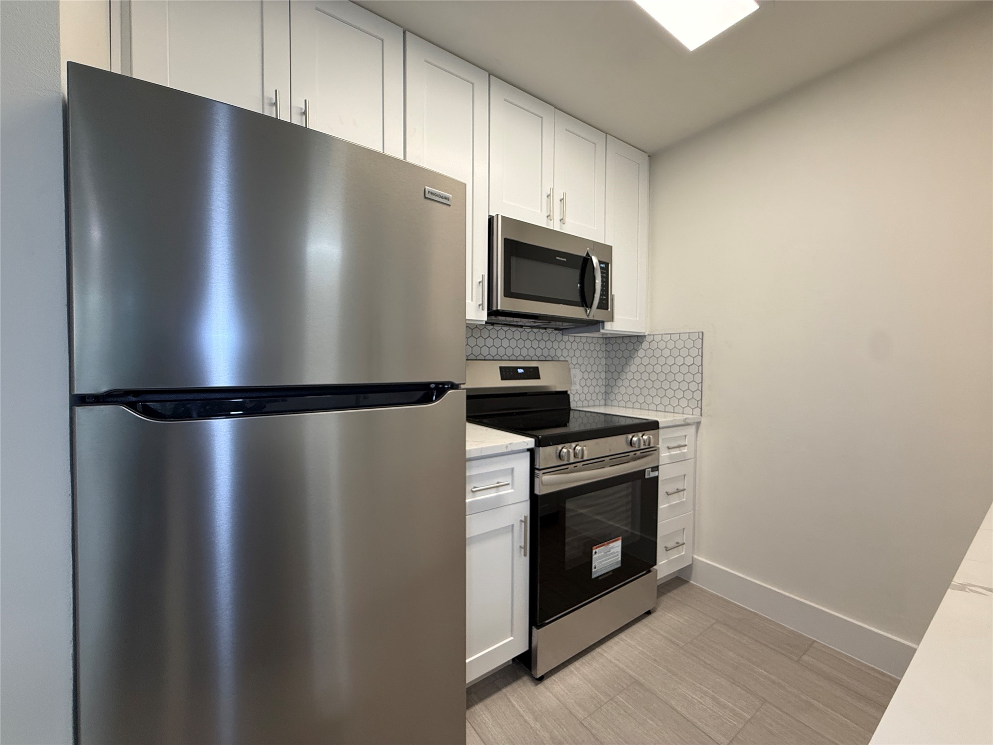 2201 Fountain View Drive, Unit 63 Houston, TX 77057 - Photo 12 of 28