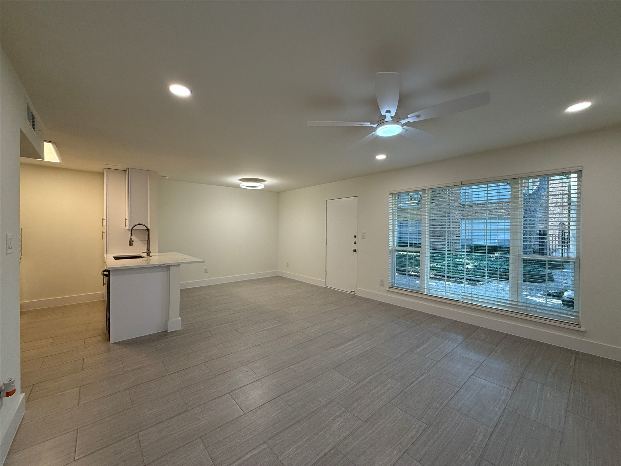 2201 Fountain View Drive, Unit 63 Houston, TX 77057 - Photo 18 of 28