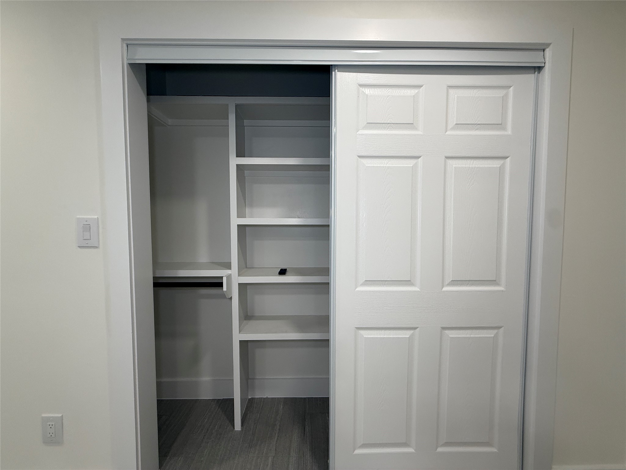 2201 Fountain View Drive, Unit 63 Houston, TX 77057 - Photo 22 of 28