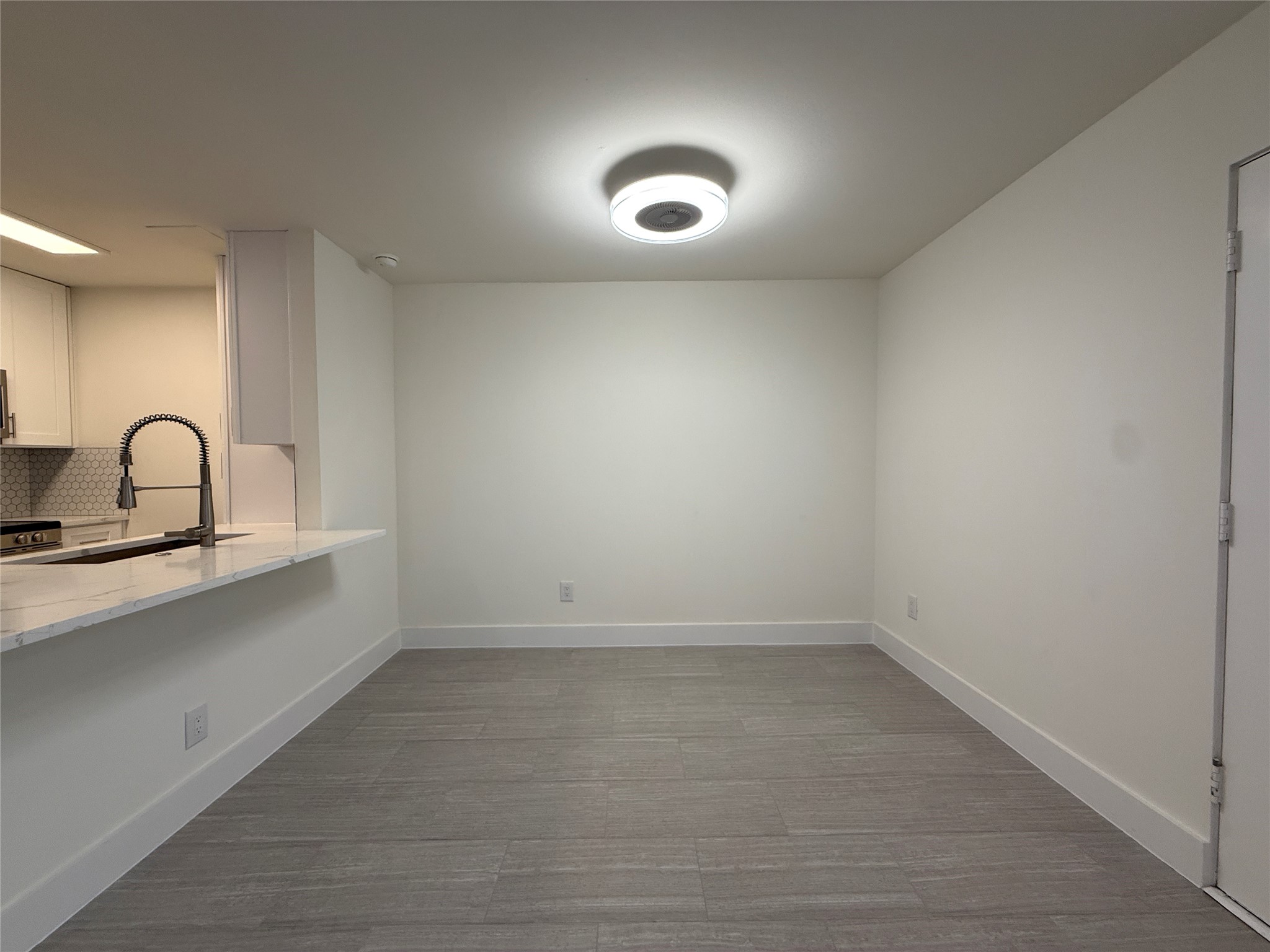 2201 Fountain View Drive, Unit 63 Houston, TX 77057 - Photo 9 of 28