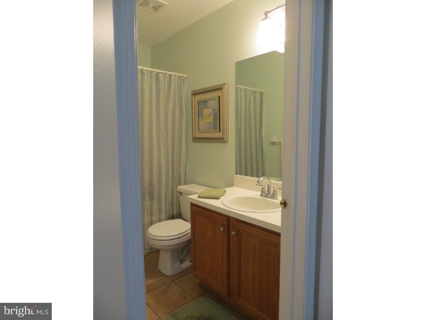 23 Knoll Road Coatesville, PA 19320 - Photo 17 of 25 Bathroom