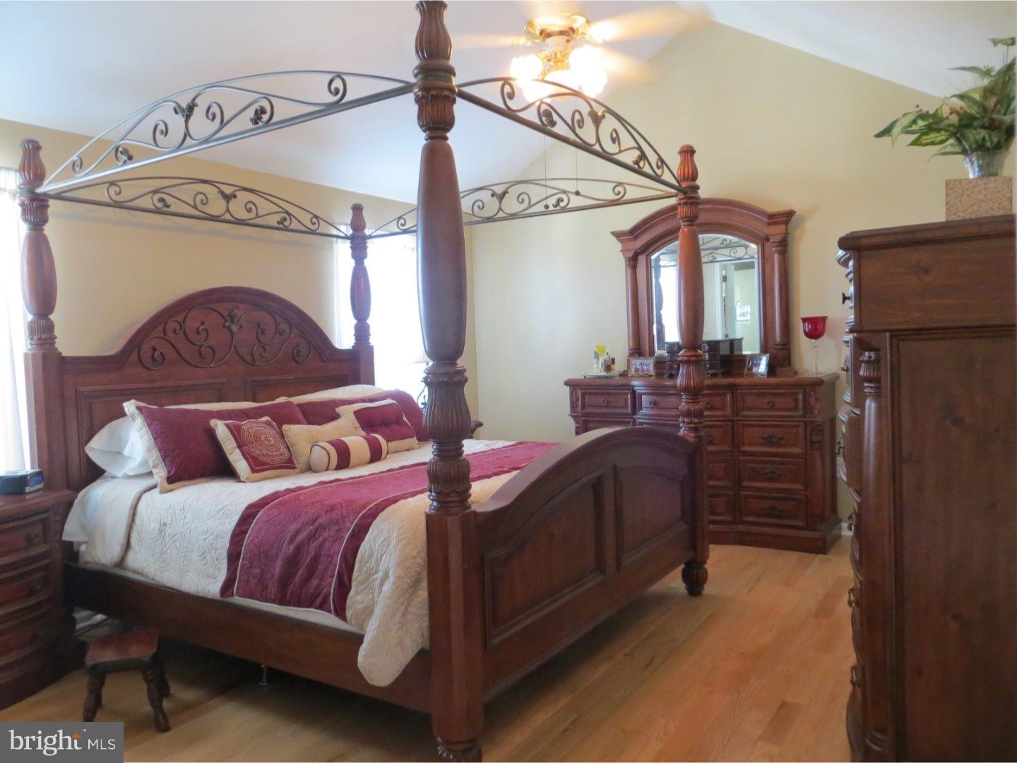 23 Knoll Road Coatesville, PA 19320 - Photo 10 of 25 Master Bedroom