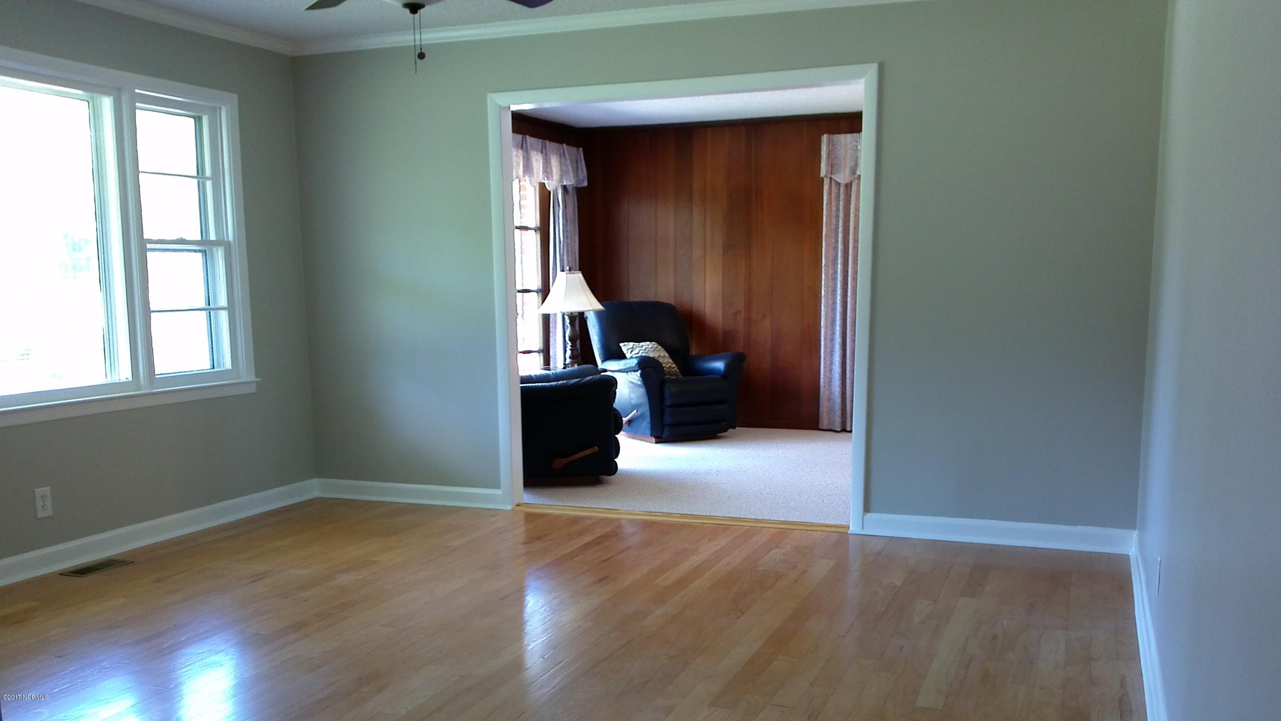 101 Cornwallis Road Riegelwood, NC 28456 - Photo 9 of 27 WIN_20170705_160220