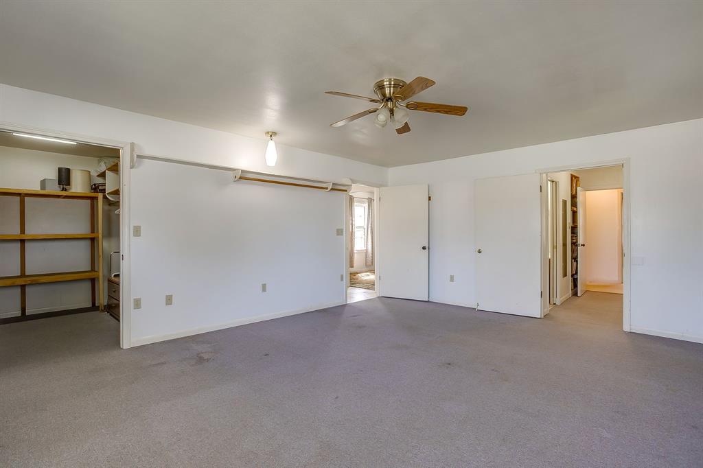 422 North 3rd Street Jacksboro, TX 76458 - Photo 24 of 40