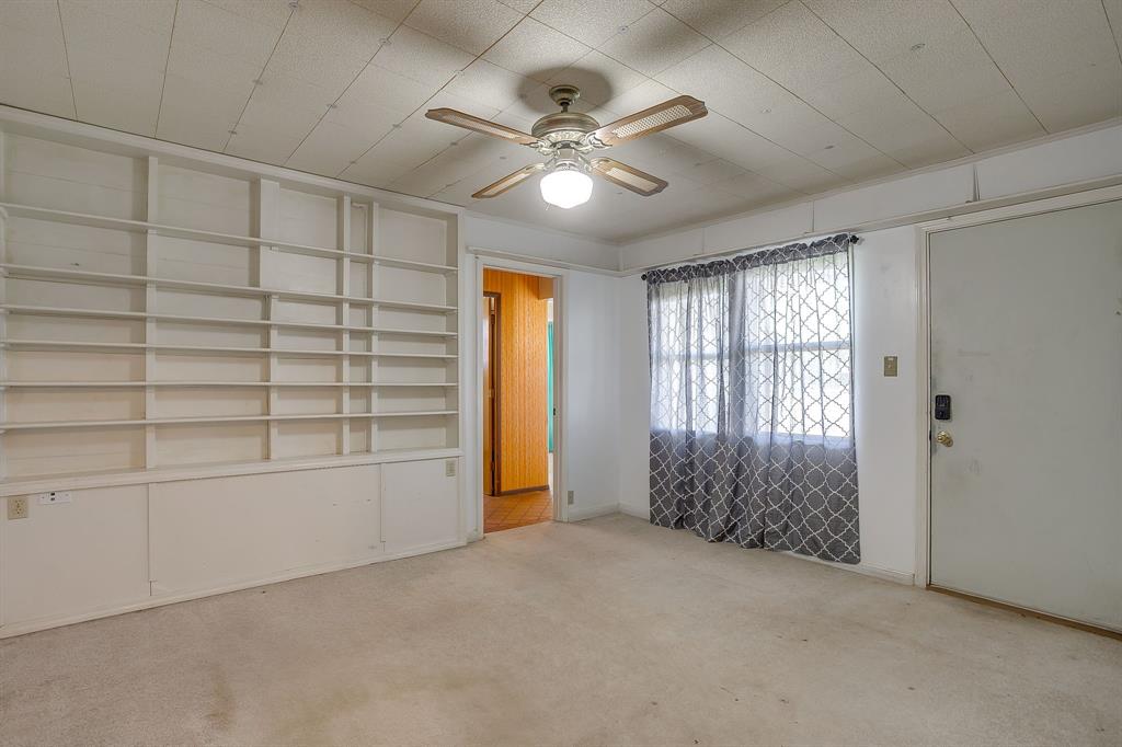 422 North 3rd Street Jacksboro, TX 76458 - Photo 26 of 40