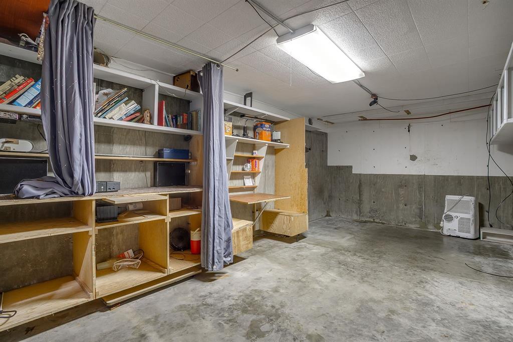 422 North 3rd Street Jacksboro, TX 76458 - Photo 33 of 40