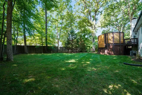 $970,000 | 7506 Oriole Avenue, Springfield, VA 22150