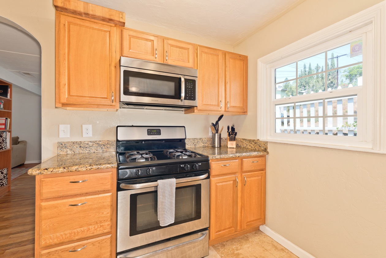 8431 Golden Ridge Road Lakeside, CA 92040 - Photo 9 of 24