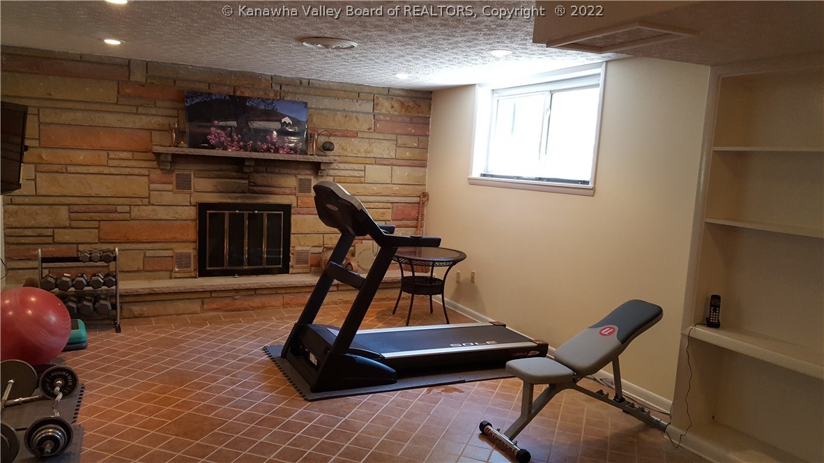1612 Clark Road Charleston, WV 25314 - Photo 16 of 20 Gallery Image 16