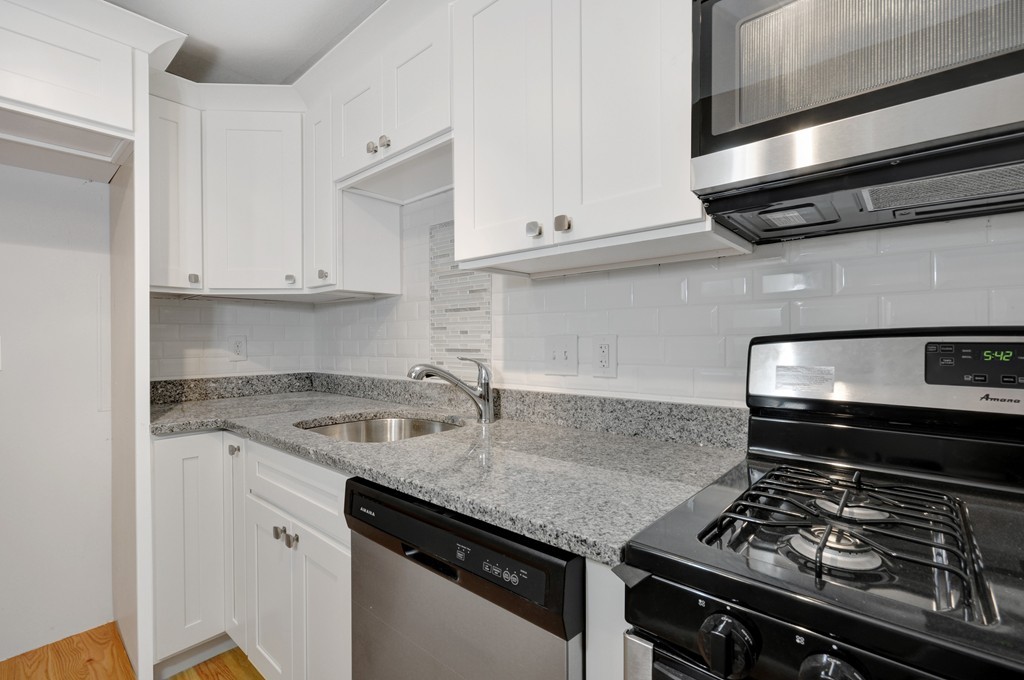 155 Leland Farm Road, Unit 155 Ashland, MA 01721 - Photo 4 of 29 Gallery Image 4