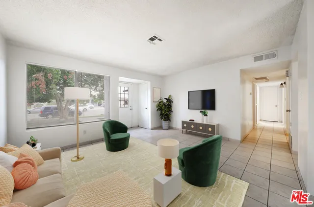 $1,800 | 1040 Iris Street, Wasco, CA 93280