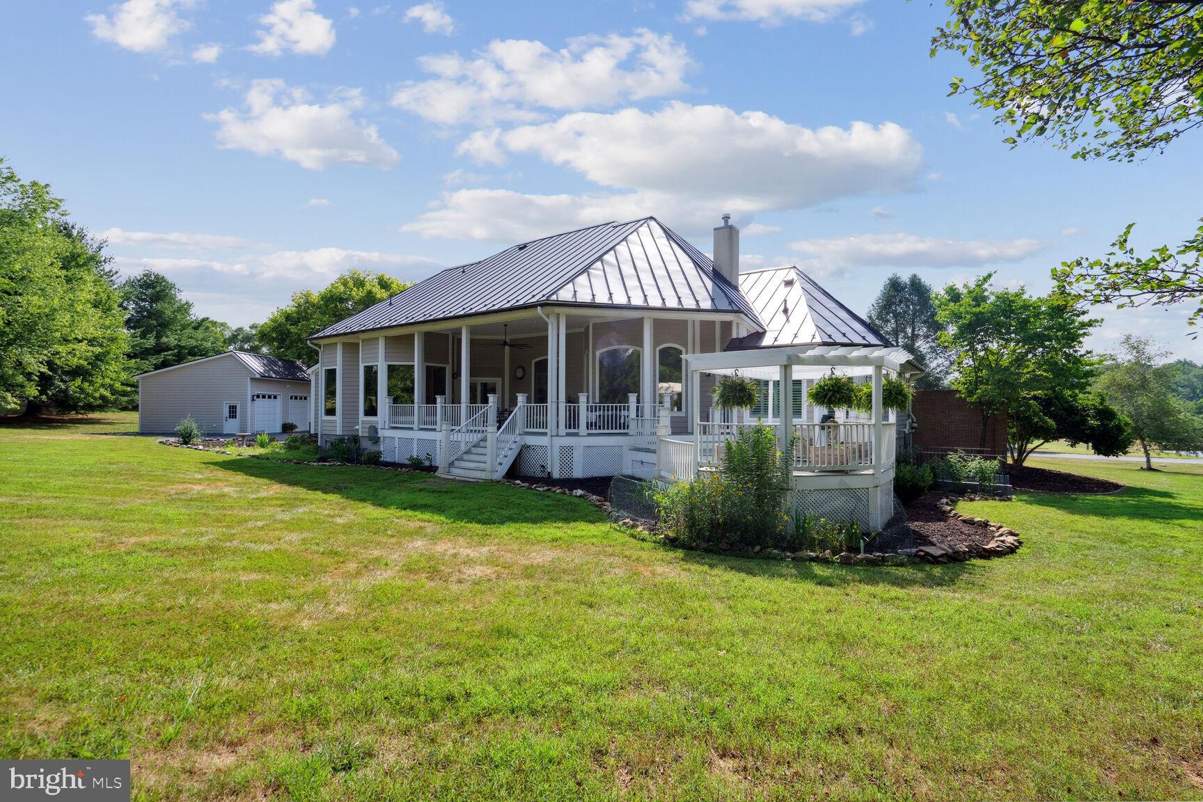 17811 Stoneleigh Drive Round Hill, VA 20141 - Photo 42 of 49