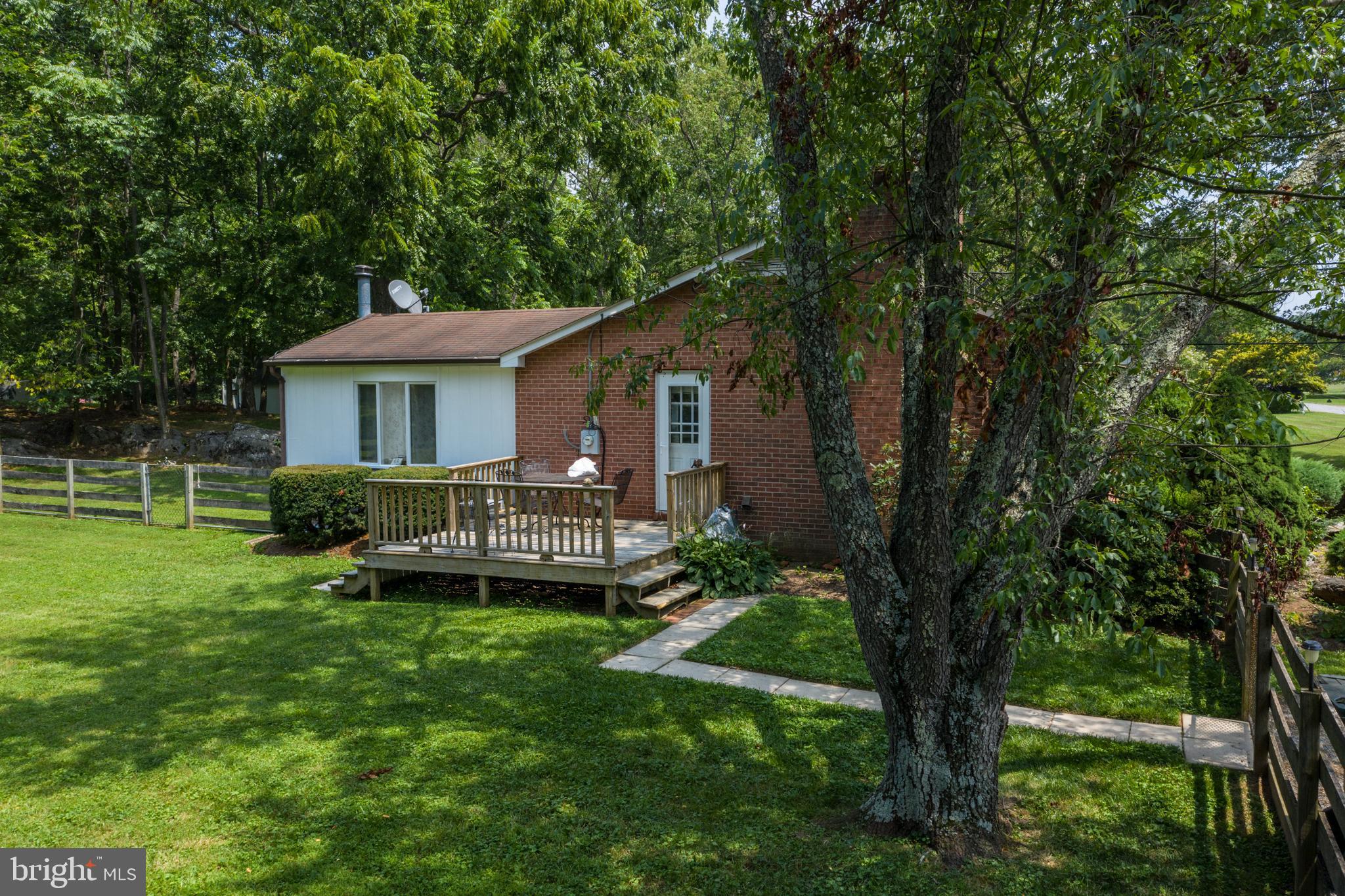 239 Kimble Road Berryville, VA 22611 - Photo 7 of 90