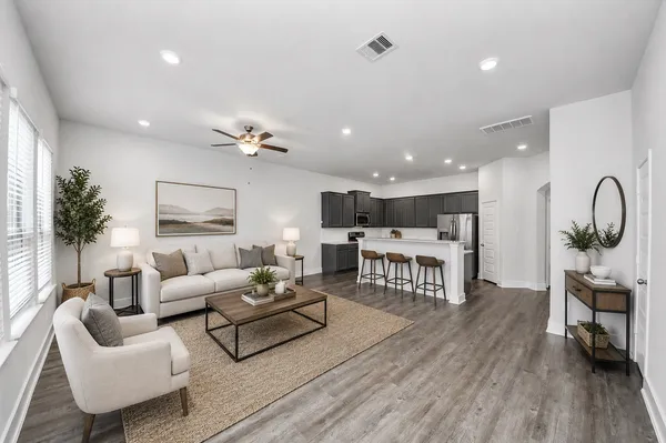 $2,450 | 4423 Santorini Lane, Houston, TX 77045