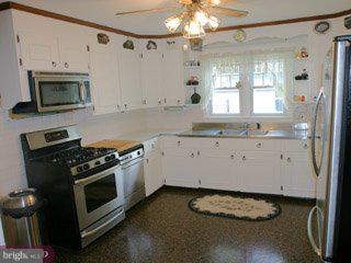 118 Grovers Mill Road Plainsboro, NJ 08536 - Photo 2 of 6