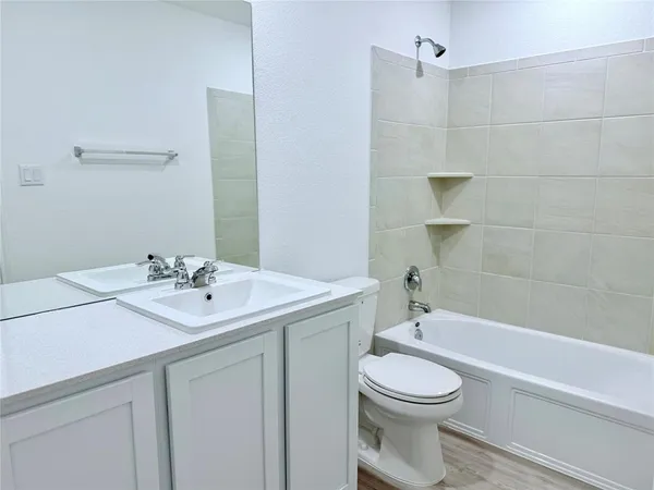 $2,595 | 1220 Acorn Oak Drive, Georgetown, TX 78628