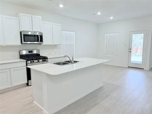 $2,595 | 1220 Acorn Oak Drive, Georgetown, TX 78628