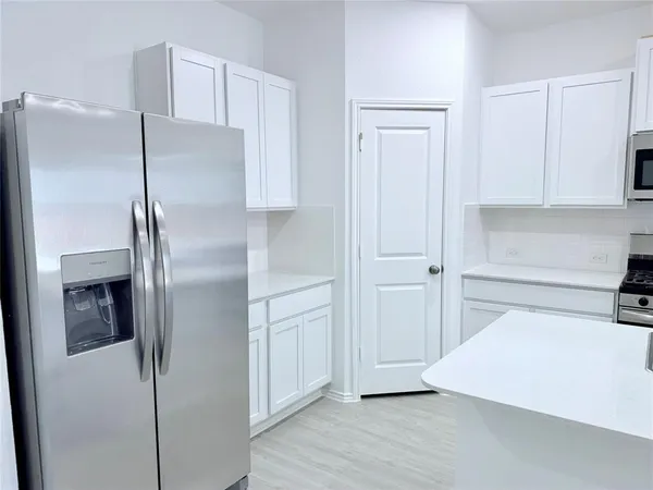 $2,595 | 1220 Acorn Oak Drive, Georgetown, TX 78628