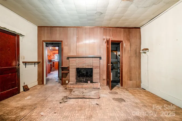 a view of a livingroom with a fireplace