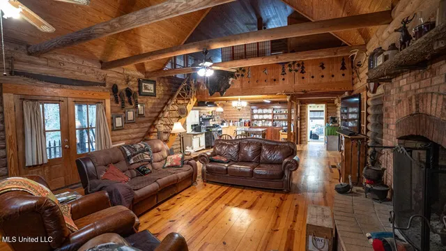 $1,150,000 | 3032 Osyka Progress Road, Osyka, MS 39657