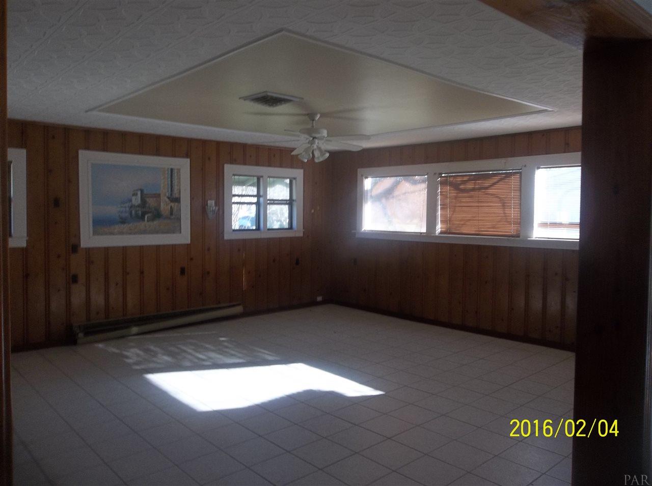 406 Greve Road Pensacola, FL 32507 - Photo 3 of 28