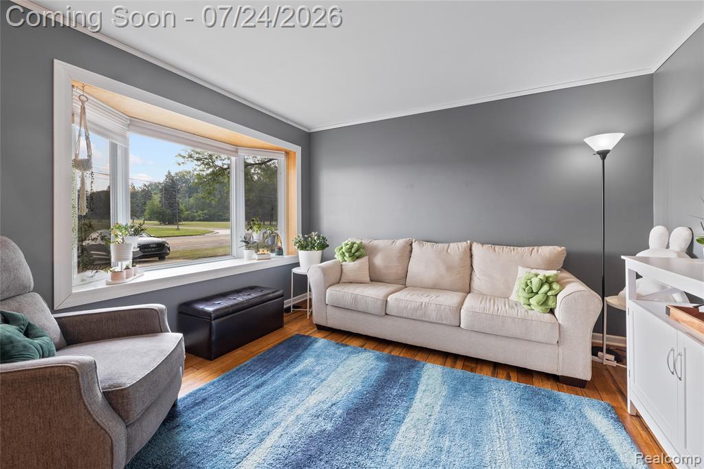 14629 Newburgh Road Livonia, MI 48154 - Photo 12 of 37