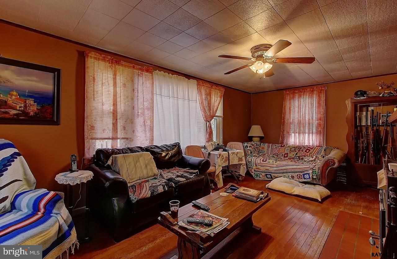 5021 Church Road Felton, PA 17322 - Photo 2 of 23 Gallery Image 2