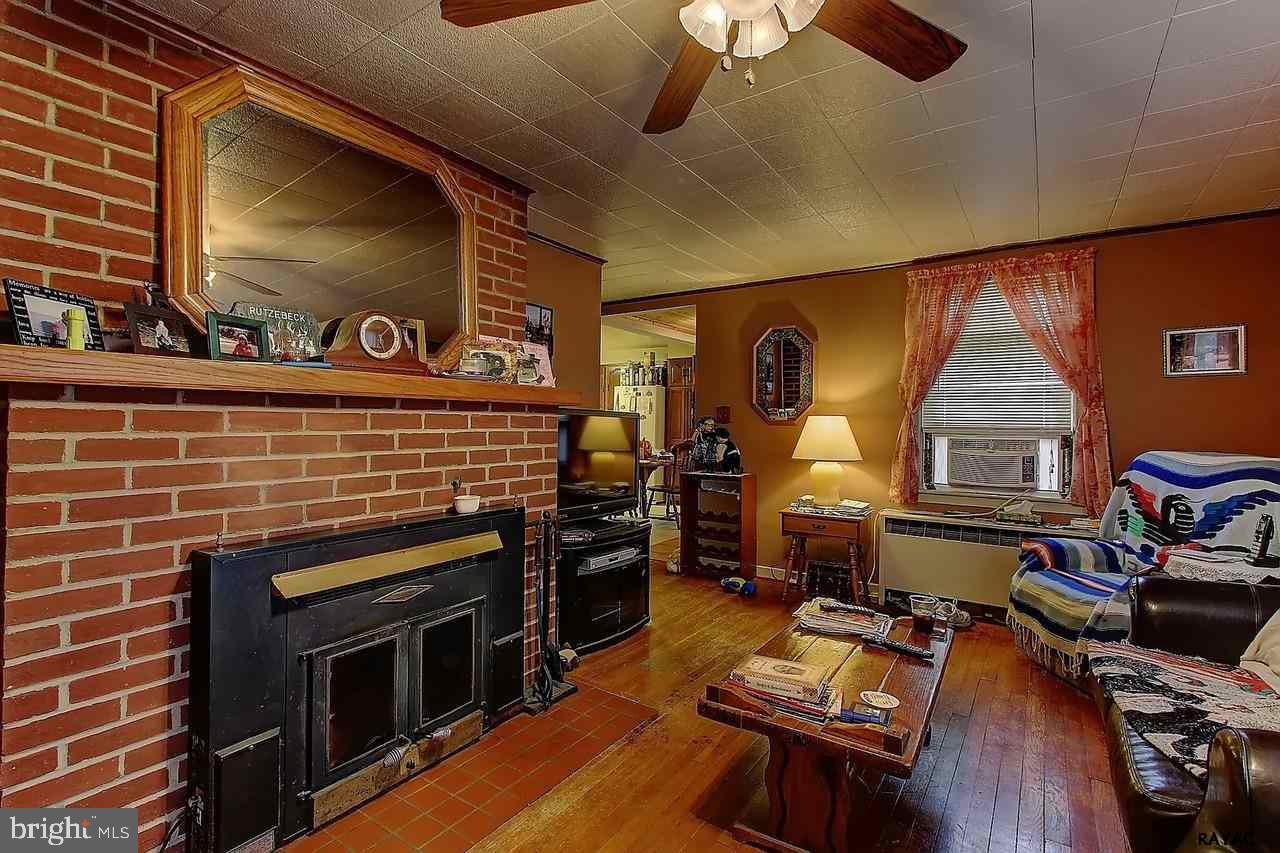 5021 Church Road Felton, PA 17322 - Photo 3 of 23 Gallery Image 3