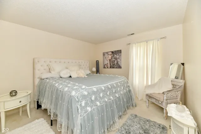 $320,000 | 7936 Dillon Place, Indianapolis, IN 46236