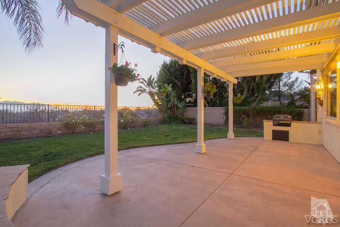 2480 Rutland Place Thousand Oaks, CA 91362 - Photo 20 of 23 a view of a porch with chairs and backyard
