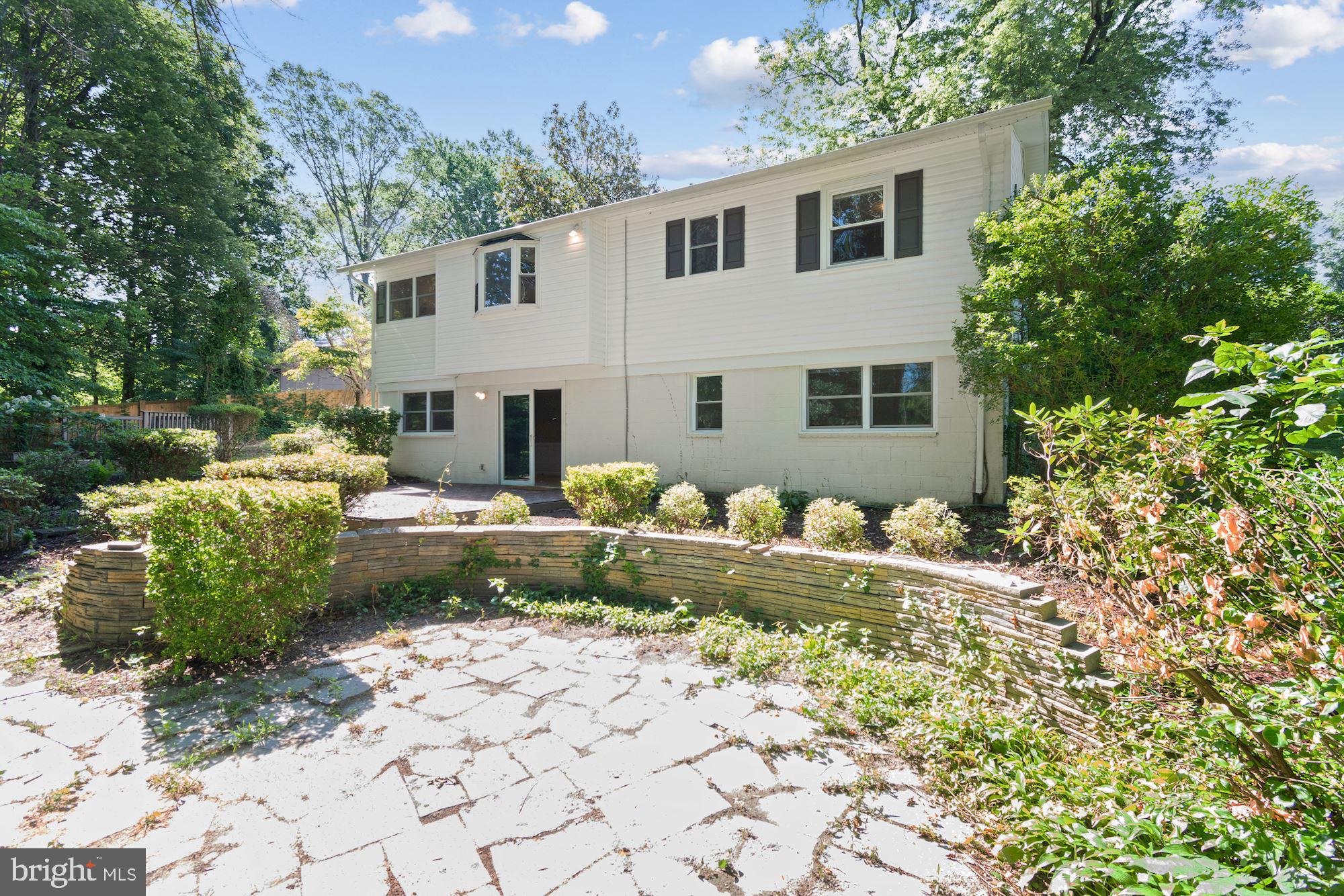 7922 East Rockglen Court Springfield, VA 22152 - Photo 34 of 38 Exterior Rear