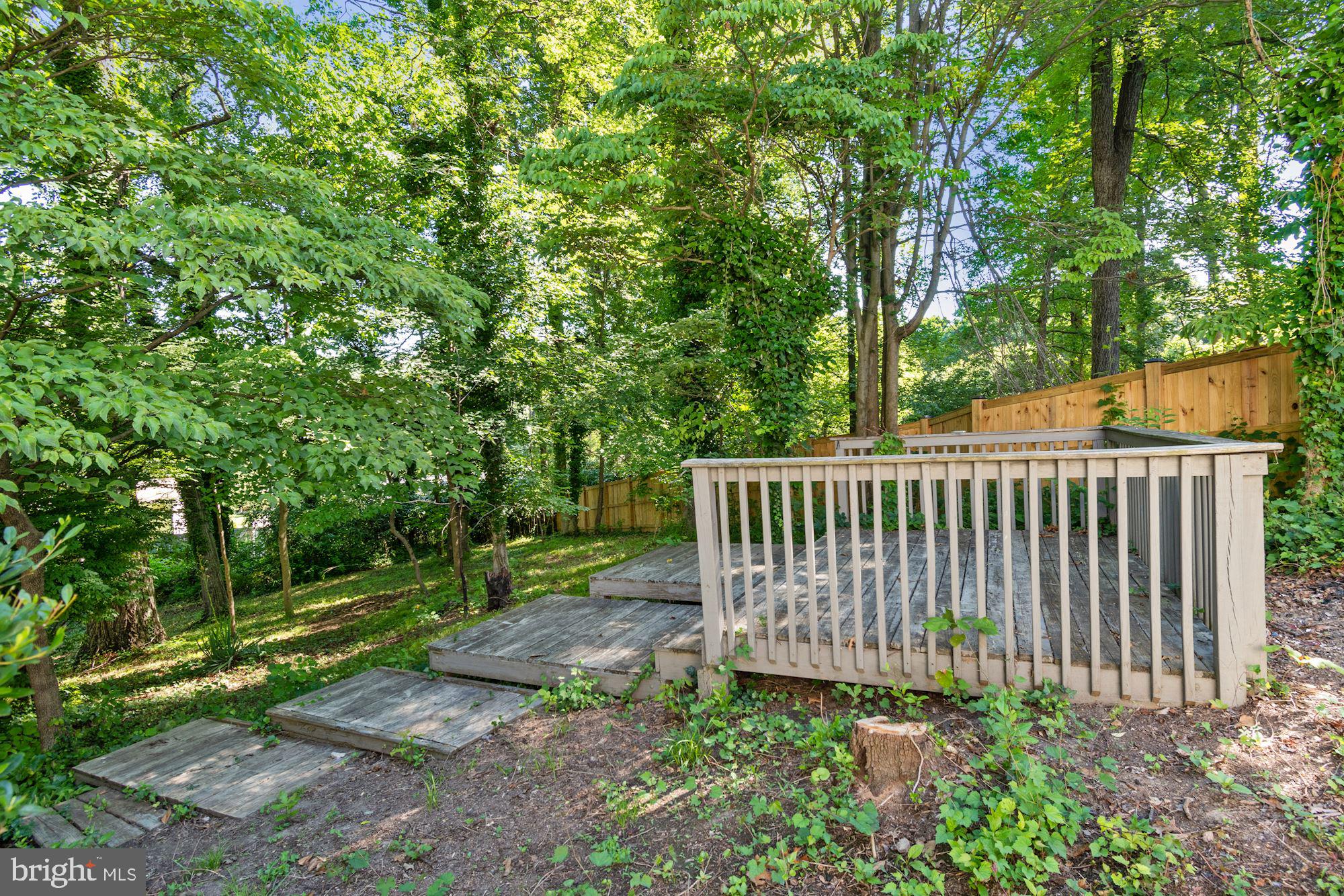 7922 East Rockglen Court Springfield, VA 22152 - Photo 37 of 38 Deck For Entertaining