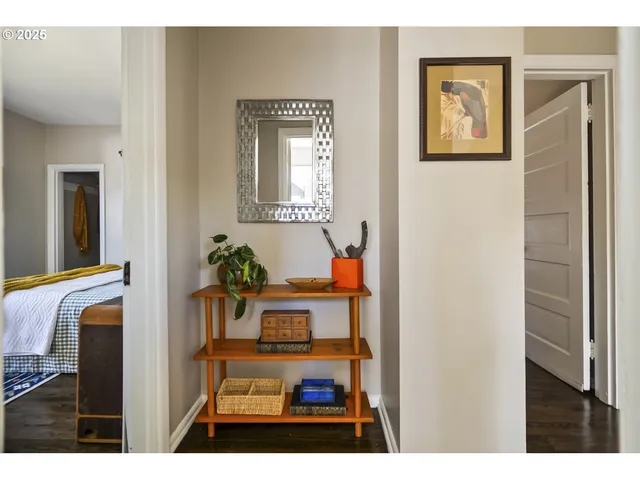 $470,000 | 10845 Southeast Myrtle Street, Milwaukie, OR 97222