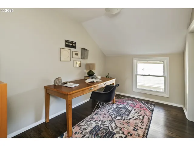 $470,000 | 10845 Southeast Myrtle Street, Milwaukie, OR 97222