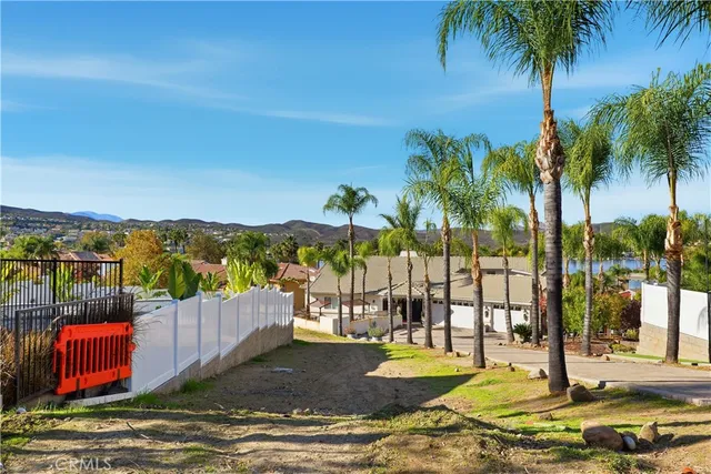 $205,000 | 22306 Pin Tail Drive, Canyon Lake, CA 92587