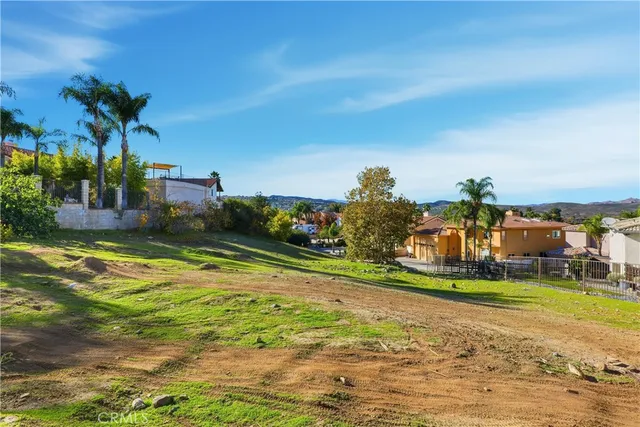 $205,000 | 22306 Pin Tail Drive, Canyon Lake, CA 92587