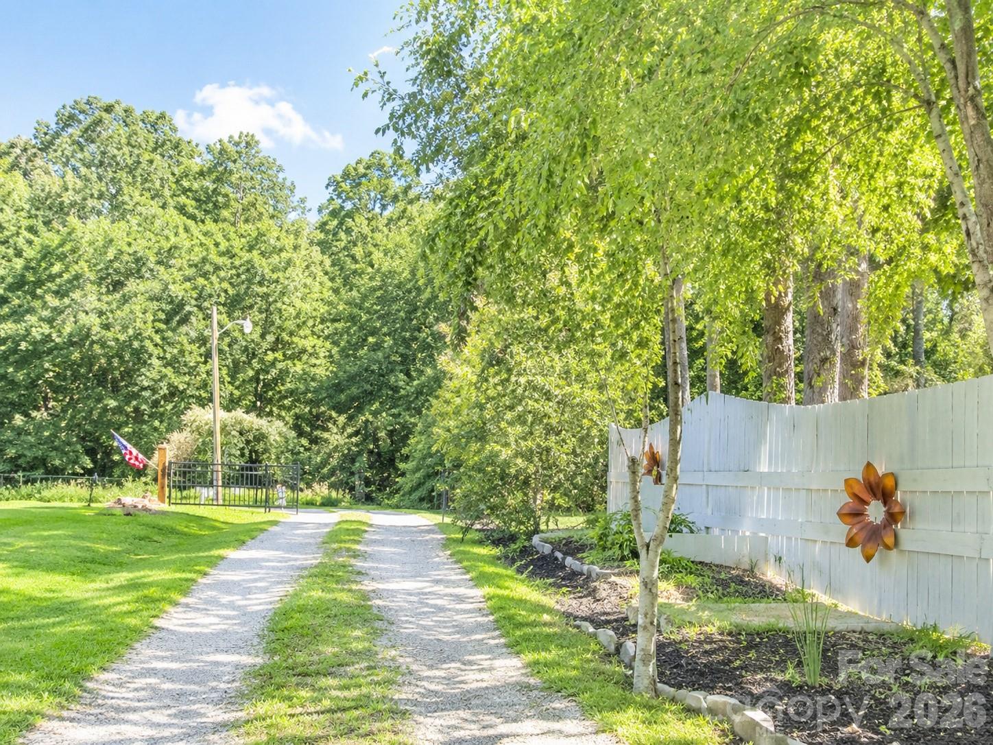 2323 Cherry Road Catawba, SC 29704 - Photo 3 of 39 Gallery Image 3