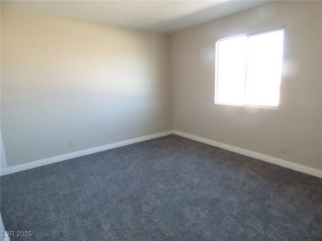 2232 Saturn Avenue, Unit C North Las Vegas, NV 89030 - Photo 7 of 9